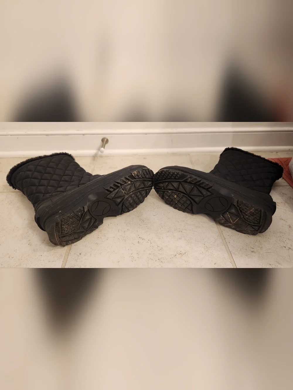 Women's Size 10 Black Winter ‎ Quilted Waterproof Snow Boots